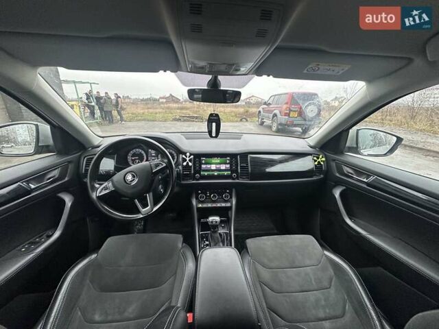 Серый Шкода Kodiaq, объемом двигателя 1.97 л и пробегом 212 тыс. км за 27500 $, фото 12 на Automoto.ua