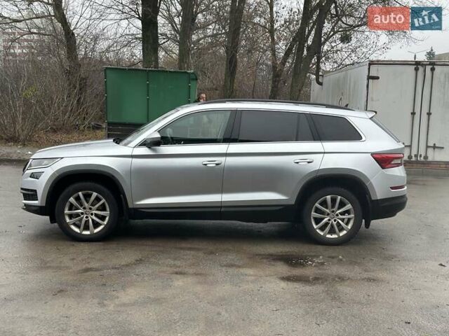 Серый Шкода Kodiaq, объемом двигателя 1.97 л и пробегом 212 тыс. км за 27500 $, фото 5 на Automoto.ua