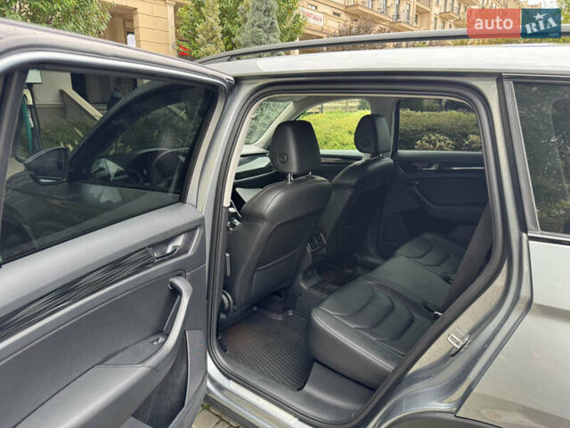 Серый Шкода Kodiaq, объемом двигателя 1.98 л и пробегом 125 тыс. км за 27000 $, фото 17 на Automoto.ua