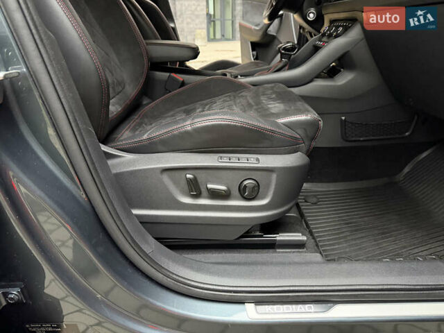 Серый Шкода Kodiaq, объемом двигателя 2 л и пробегом 210 тыс. км за 31500 $, фото 42 на Automoto.ua