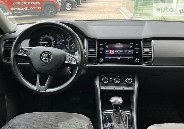 Серый Шкода Kodiaq, объемом двигателя 1.97 л и пробегом 135 тыс. км за 25295 $, фото 7 на Automoto.ua