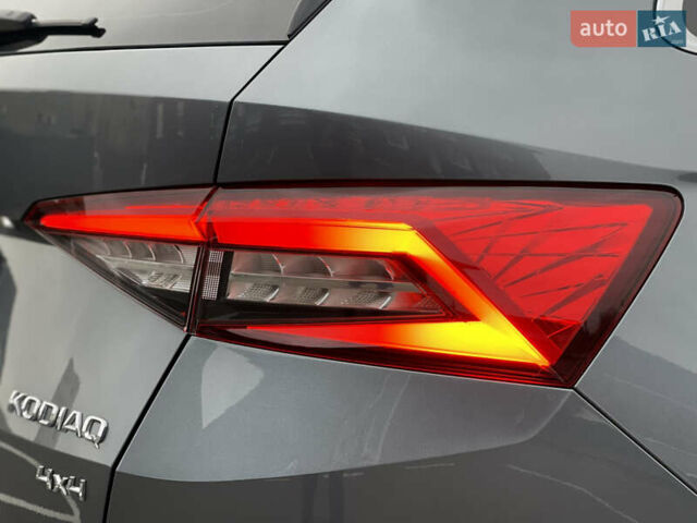 Серый Шкода Kodiaq, объемом двигателя 1.97 л и пробегом 227 тыс. км за 23999 $, фото 30 на Automoto.ua