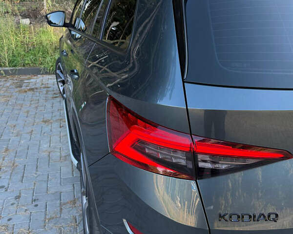 Серый Шкода Kodiaq, объемом двигателя 1.97 л и пробегом 264 тыс. км за 29400 $, фото 7 на Automoto.ua
