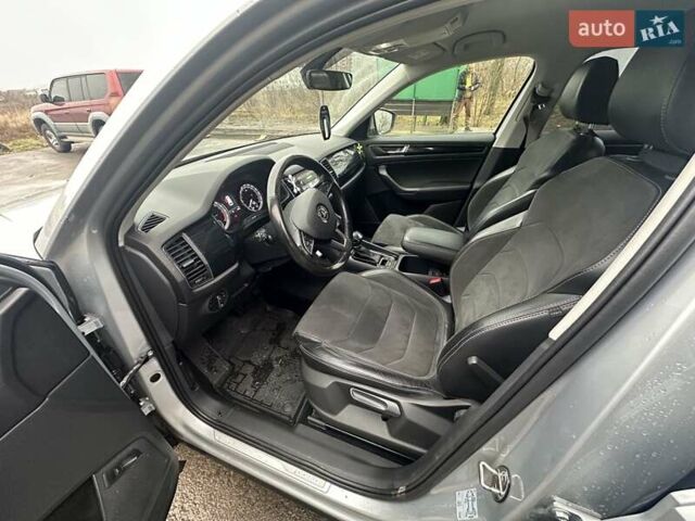 Серый Шкода Kodiaq, объемом двигателя 1.97 л и пробегом 212 тыс. км за 27500 $, фото 11 на Automoto.ua