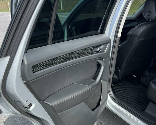 Серый Шкода Kodiaq, объемом двигателя 1.97 л и пробегом 162 тыс. км за 35000 $, фото 52 на Automoto.ua