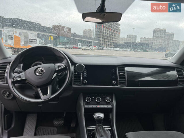 Серый Шкода Kodiaq, объемом двигателя 1.98 л и пробегом 112 тыс. км за 23700 $, фото 34 на Automoto.ua