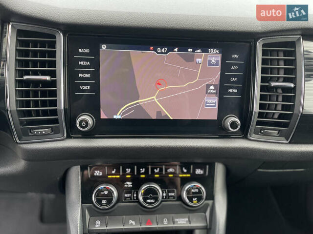 Серый Шкода Kodiaq, объемом двигателя 1.97 л и пробегом 227 тыс. км за 23999 $, фото 50 на Automoto.ua