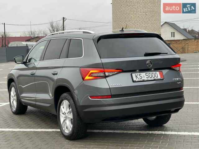 Серый Шкода Kodiaq, объемом двигателя 1.97 л и пробегом 227 тыс. км за 23999 $, фото 8 на Automoto.ua