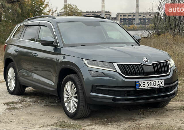 Серый Шкода Kodiaq, объемом двигателя 2 л и пробегом 56 тыс. км за 31900 $, фото 7 на Automoto.ua