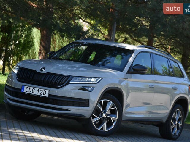Серый Шкода Kodiaq, объемом двигателя 2 л и пробегом 140 тыс. км за 33900 $, фото 6 на Automoto.ua