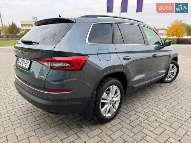 Шкода Kodiaq 2019 в Полтаве на Automoto.ua Серый Шкода Kodiaq, объемом двигателя 1.98 л и пробегом 100 тыс. км за 27500 $, фото 4 на Automoto.ua