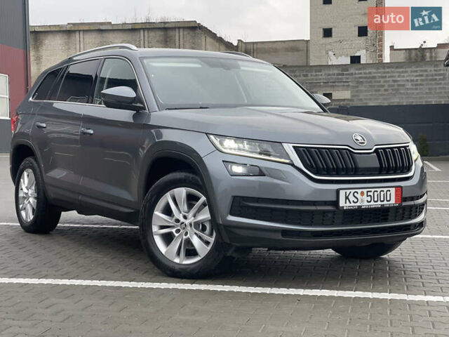 Серый Шкода Kodiaq, объемом двигателя 1.97 л и пробегом 227 тыс. км за 23999 $, фото 36 на Automoto.ua