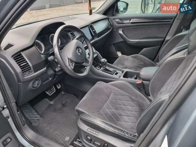 Сірий Шкода Kodiaq, об'ємом двигуна 1.97 л та пробігом 209 тис. км за 28900 $, фото 54 на Automoto.ua