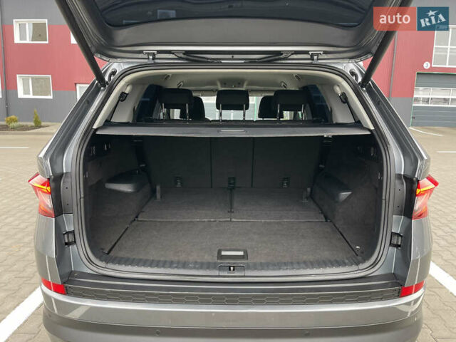 Серый Шкода Kodiaq, объемом двигателя 1.97 л и пробегом 227 тыс. км за 23999 $, фото 40 на Automoto.ua