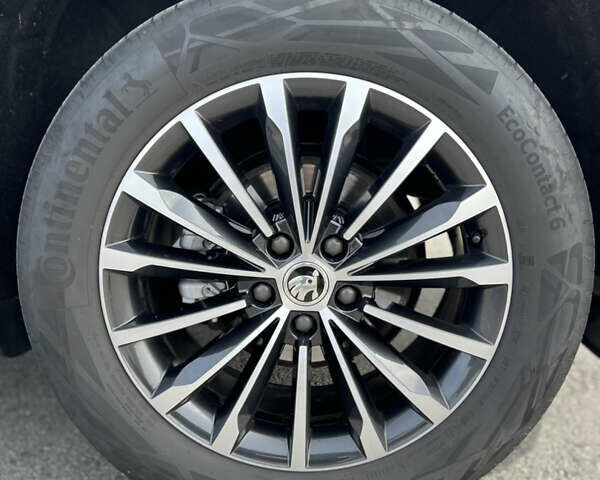 Серый Шкода Kodiaq, объемом двигателя 1.97 л и пробегом 157 тыс. км за 35000 $, фото 28 на Automoto.ua