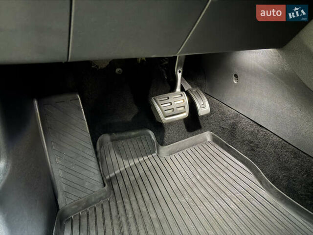 Серый Шкода Kodiaq, объемом двигателя 2 л и пробегом 210 тыс. км за 31500 $, фото 46 на Automoto.ua