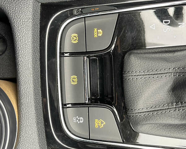 Серый Шкода Kodiaq, объемом двигателя 2 л и пробегом 56 тыс. км за 31900 $, фото 34 на Automoto.ua