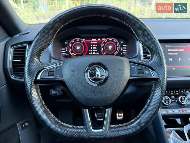 Серый Шкода Kodiaq, объемом двигателя 1.97 л и пробегом 264 тыс. км за 29400 $, фото 12 на Automoto.ua