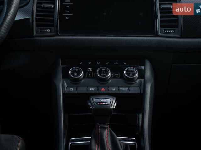 Серый Шкода Kodiaq, объемом двигателя 2 л и пробегом 92 тыс. км за 34999 $, фото 77 на Automoto.ua