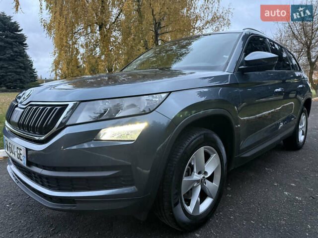 Сірий Шкода Kodiaq, об'ємом двигуна 1.97 л та пробігом 243 тис. км за 23500 $, фото 1 на Automoto.ua