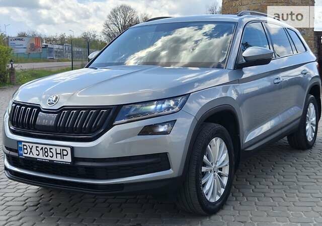 Сірий Шкода Kodiaq, об'ємом двигуна 2 л та пробігом 108 тис. км за 28999 $, фото 1 на Automoto.ua