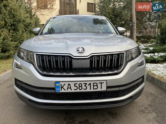 Сірий Шкода Kodiaq, об'ємом двигуна 1.98 л та пробігом 91 тис. км за 27500 $, фото 4 на Automoto.ua