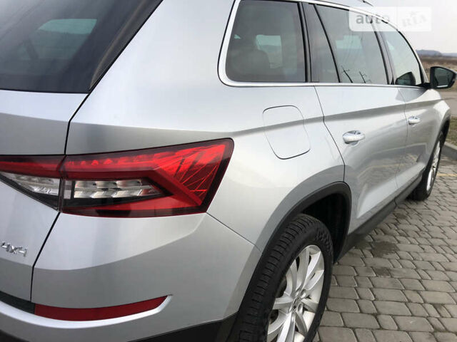 Сірий Шкода Kodiaq, об'ємом двигуна 2 л та пробігом 260 тис. км за 24500 $, фото 10 на Automoto.ua