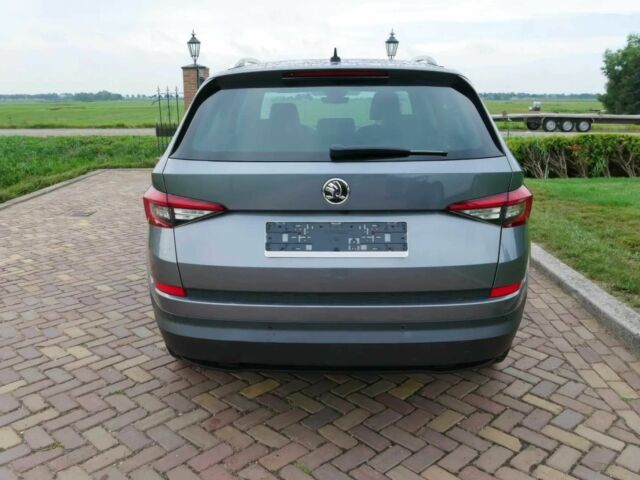 Сірий Шкода Kodiaq, об'ємом двигуна 2 л та пробігом 39 тис. км за 7800 $, фото 4 на Automoto.ua