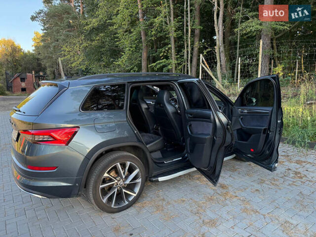 Серый Шкода Kodiaq, объемом двигателя 1.97 л и пробегом 264 тыс. км за 29400 $, фото 11 на Automoto.ua