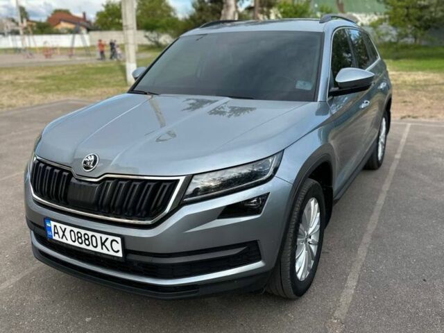 Серый Шкода Kodiaq, объемом двигателя 2 л и пробегом 205 тыс. км за 28000 $, фото 1 на Automoto.ua