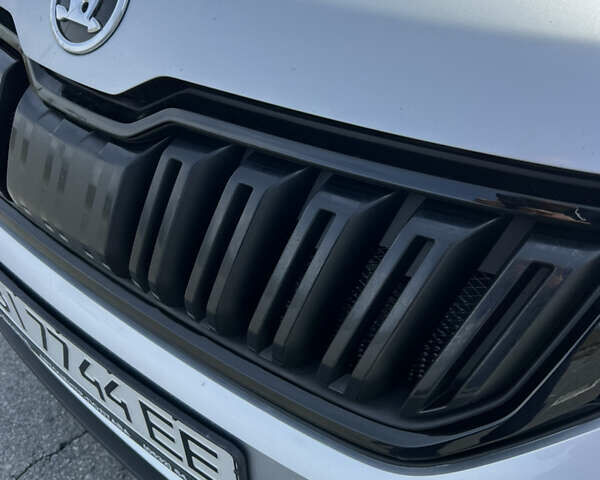 Серый Шкода Kodiaq, объемом двигателя 1.97 л и пробегом 157 тыс. км за 35000 $, фото 69 на Automoto.ua