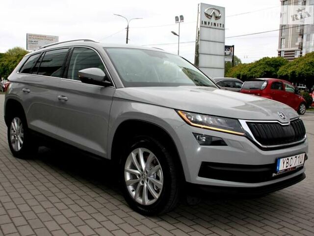 Серый Шкода Kodiaq, объемом двигателя 2 л и пробегом 209 тыс. км за 27700 $, фото 112 на Automoto.ua