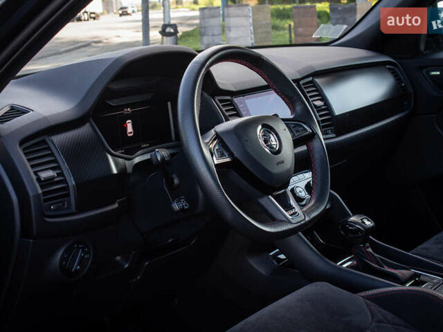 Серый Шкода Kodiaq, объемом двигателя 2 л и пробегом 92 тыс. км за 34999 $, фото 89 на Automoto.ua