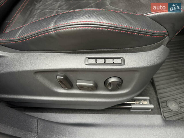 Серый Шкода Kodiaq, объемом двигателя 2 л и пробегом 210 тыс. км за 31500 $, фото 43 на Automoto.ua