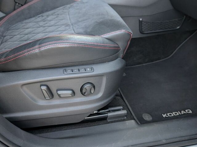 Серый Шкода Kodiaq, объемом двигателя 2 л и пробегом 220 тыс. км за 35500 $, фото 4 на Automoto.ua