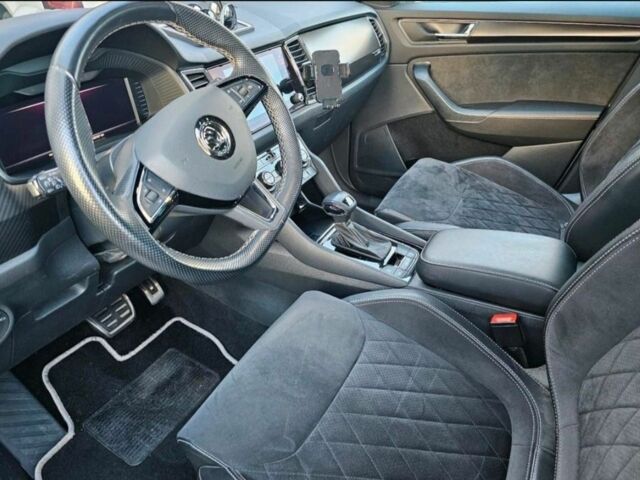 Серый Шкода Kodiaq, объемом двигателя 2 л и пробегом 122 тыс. км за 35000 $, фото 2 на Automoto.ua