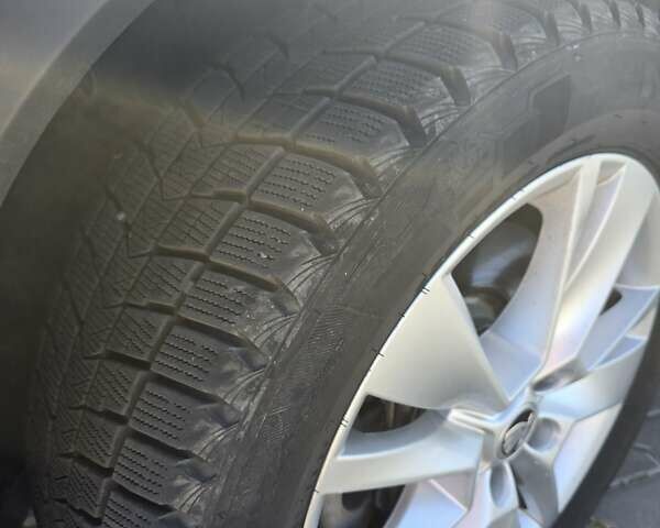 Серый Шкода Kodiaq, объемом двигателя 1.97 л и пробегом 348 тыс. км за 25500 $, фото 7 на Automoto.ua
