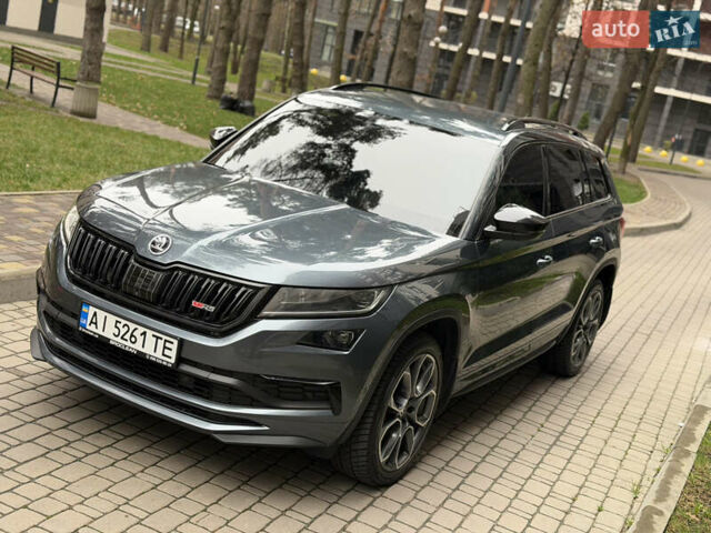 Серый Шкода Kodiaq, объемом двигателя 2 л и пробегом 210 тыс. км за 31500 $, фото 1 на Automoto.ua