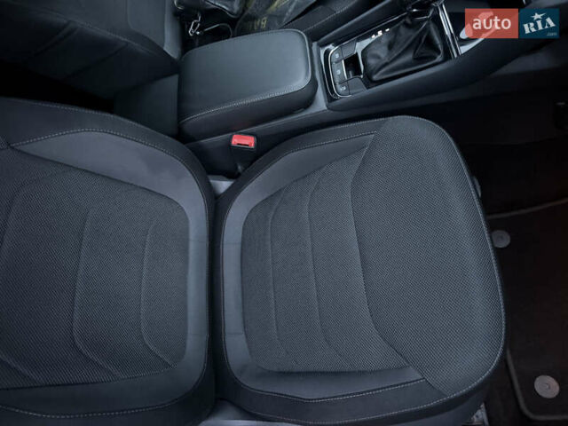 Сірий Шкода Kodiaq, об'ємом двигуна 1.97 л та пробігом 243 тис. км за 23500 $, фото 13 на Automoto.ua