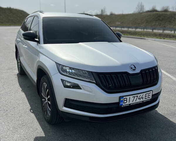 Серый Шкода Kodiaq, объемом двигателя 1.97 л и пробегом 162 тыс. км за 35000 $, фото 25 на Automoto.ua