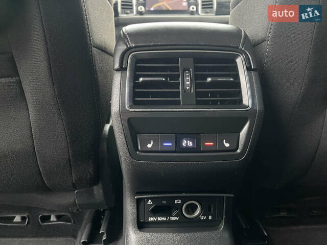Серый Шкода Kodiaq, объемом двигателя 1.97 л и пробегом 227 тыс. км за 23999 $, фото 51 на Automoto.ua