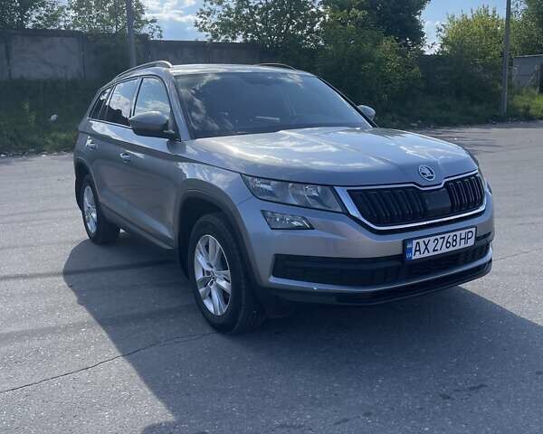 Серый Шкода Kodiaq, объемом двигателя 1.97 л и пробегом 62 тыс. км за 31000 $, фото 3 на Automoto.ua