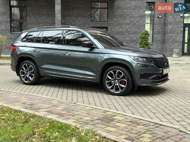 Серый Шкода Kodiaq, объемом двигателя 2 л и пробегом 210 тыс. км за 31500 $, фото 2 на Automoto.ua