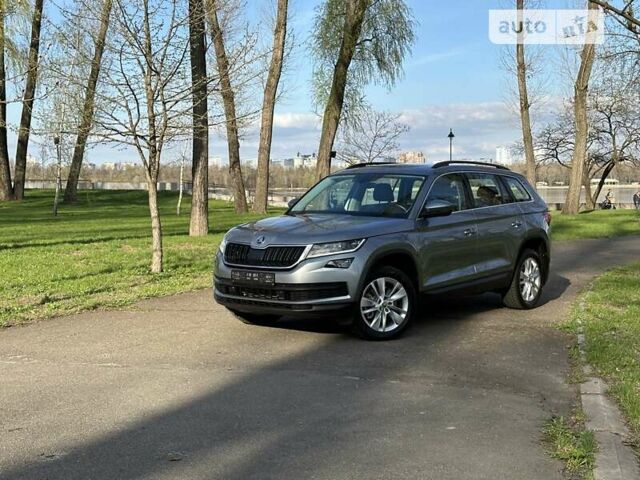 Сірий Шкода Kodiaq, об'ємом двигуна 1.98 л та пробігом 77 тис. км за 26999 $, фото 11 на Automoto.ua