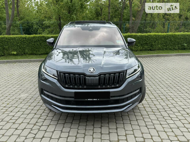 Серый Шкода Kodiaq, объемом двигателя 1.97 л и пробегом 247 тыс. км за 32700 $, фото 1 на Automoto.ua