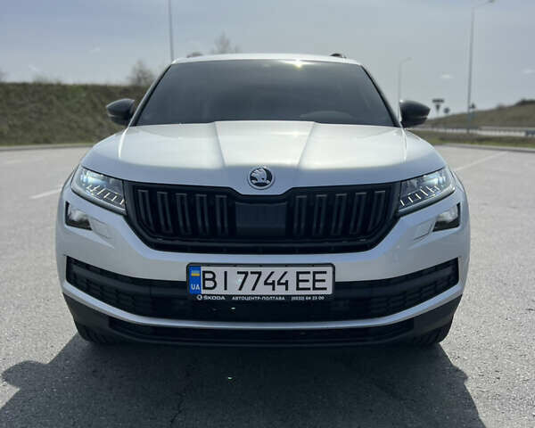 Серый Шкода Kodiaq, объемом двигателя 1.97 л и пробегом 162 тыс. км за 35000 $, фото 27 на Automoto.ua