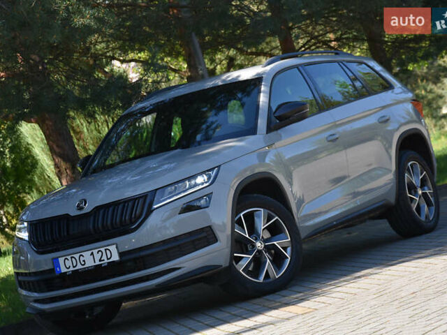 Серый Шкода Kodiaq, объемом двигателя 2 л и пробегом 140 тыс. км за 33900 $, фото 7 на Automoto.ua