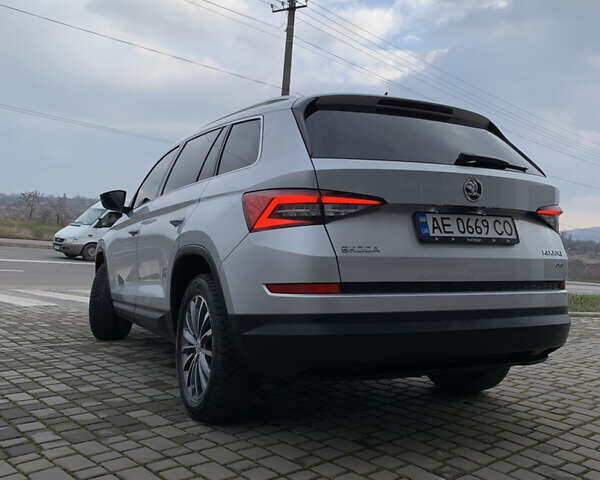 Сірий Шкода Kodiaq, об'ємом двигуна 1.97 л та пробігом 146 тис. км за 33000 $, фото 6 на Automoto.ua