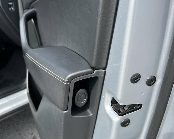 Серый Шкода Kodiaq, объемом двигателя 1.97 л и пробегом 162 тыс. км за 35000 $, фото 30 на Automoto.ua