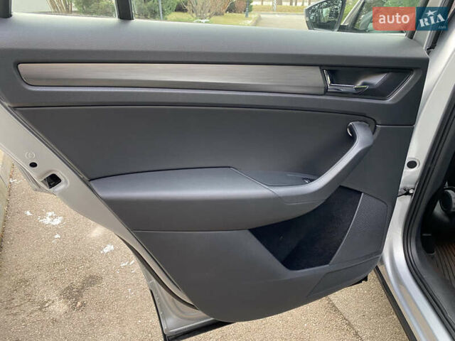 Сірий Шкода Kodiaq, об'ємом двигуна 1.98 л та пробігом 91 тис. км за 27500 $, фото 18 на Automoto.ua